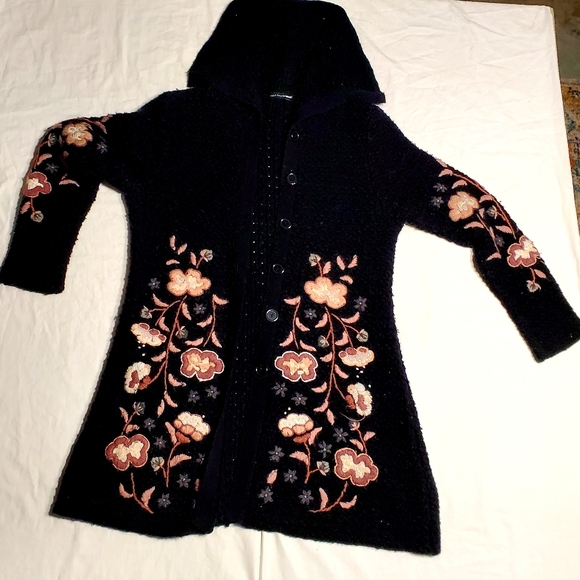 Knit floral button down sweater coat - Picture 2 of 2